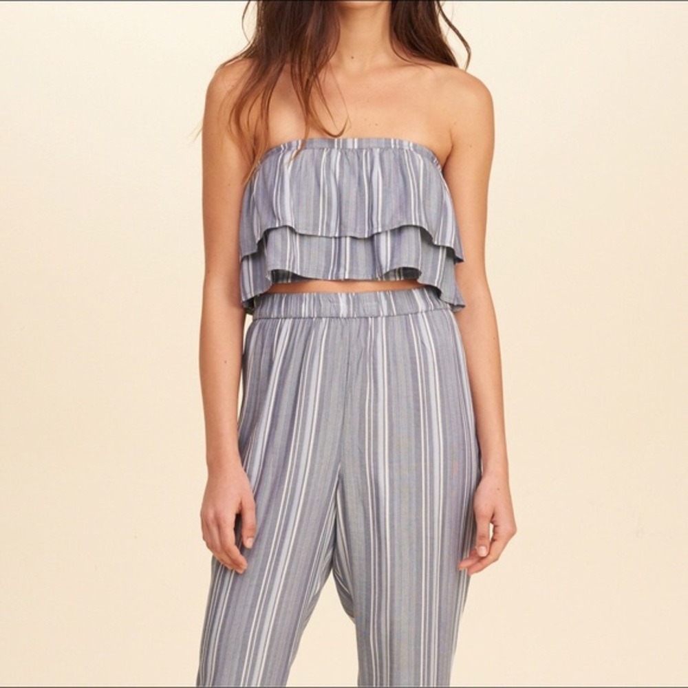 Hollister striped set